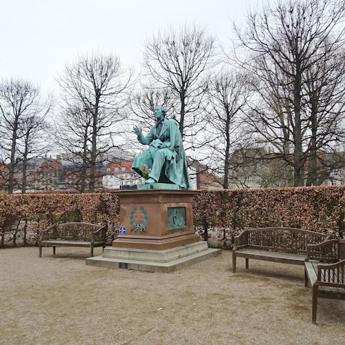 Estatua de Andersen
