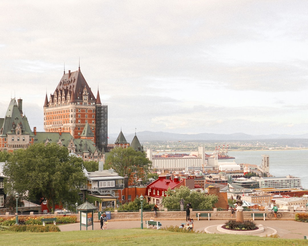 Passeios de barco com almoço na cidade de Quebec