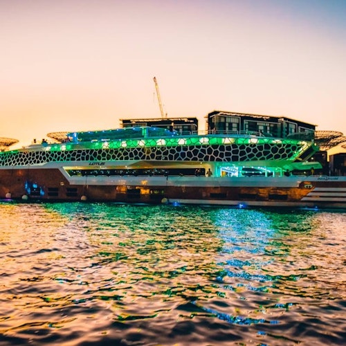 Lotus-Dubai-Bootstouren