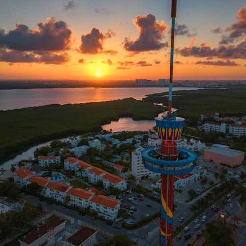 Cancún Scenic Tower