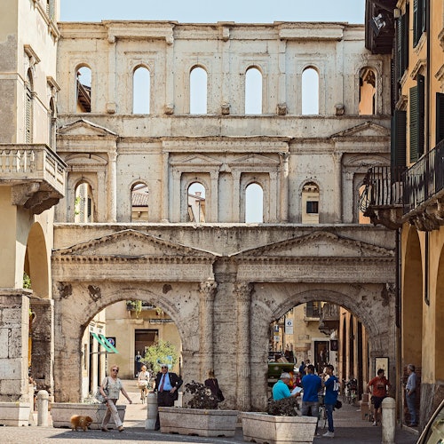 Porta Borsari