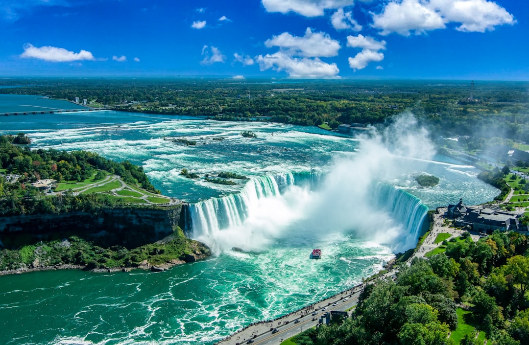 Horseshoe Falls
