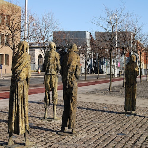 El Memorial de la Hambruna