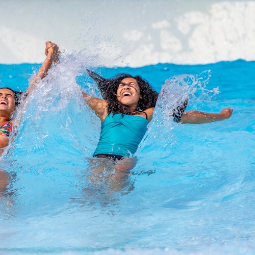 Raging Waters Los Angeles
