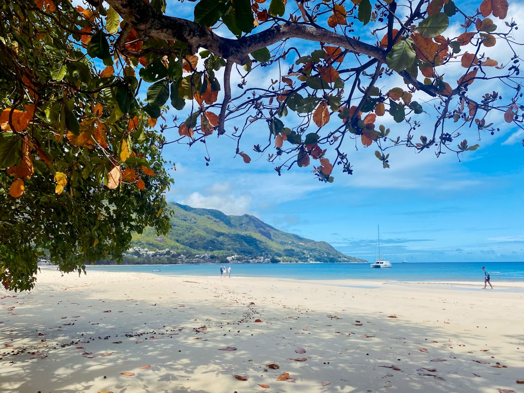 Beau-Vallon-Strand