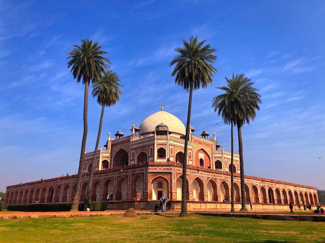 Grab Qasr al-Farid