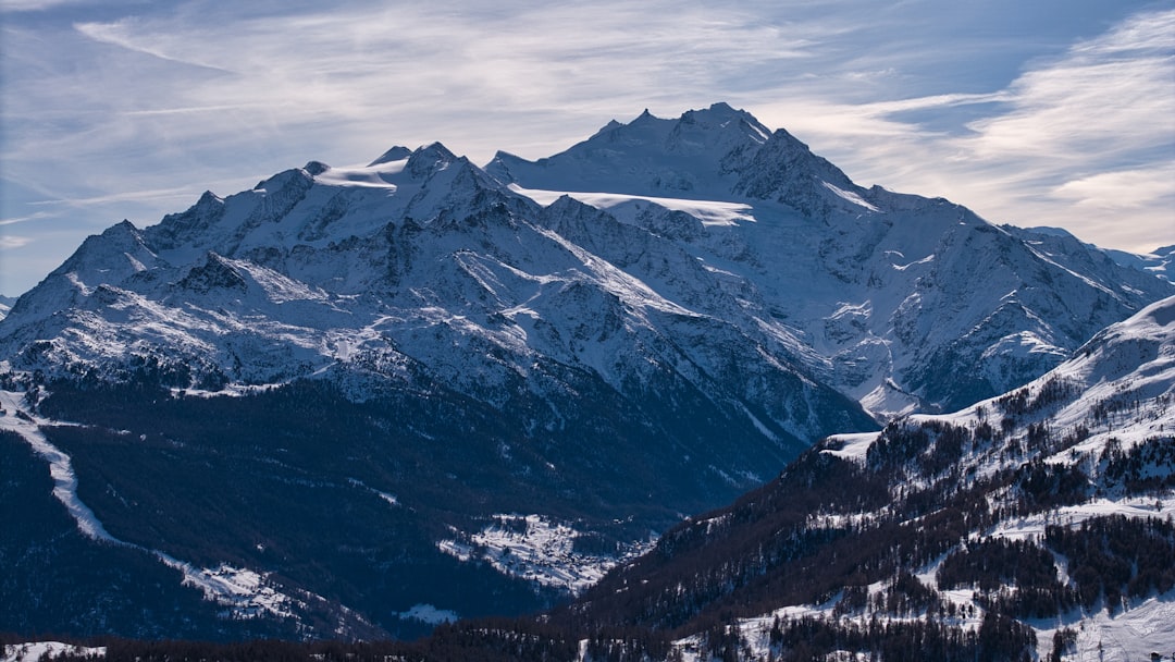 Wallis